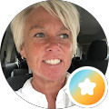 Chari Tomlin