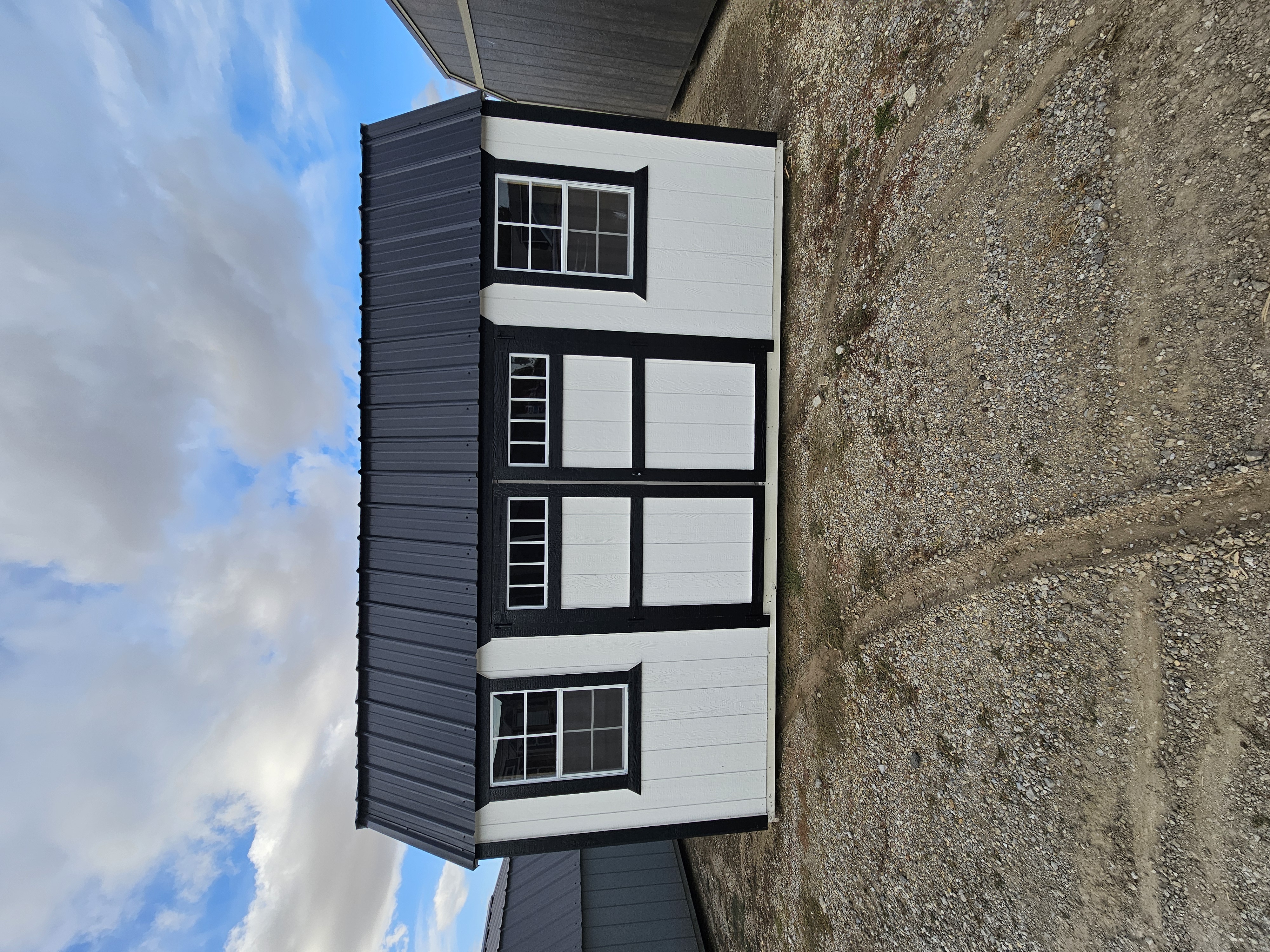 10×16 Side Lofted Barn in Mc Leansboro, IL