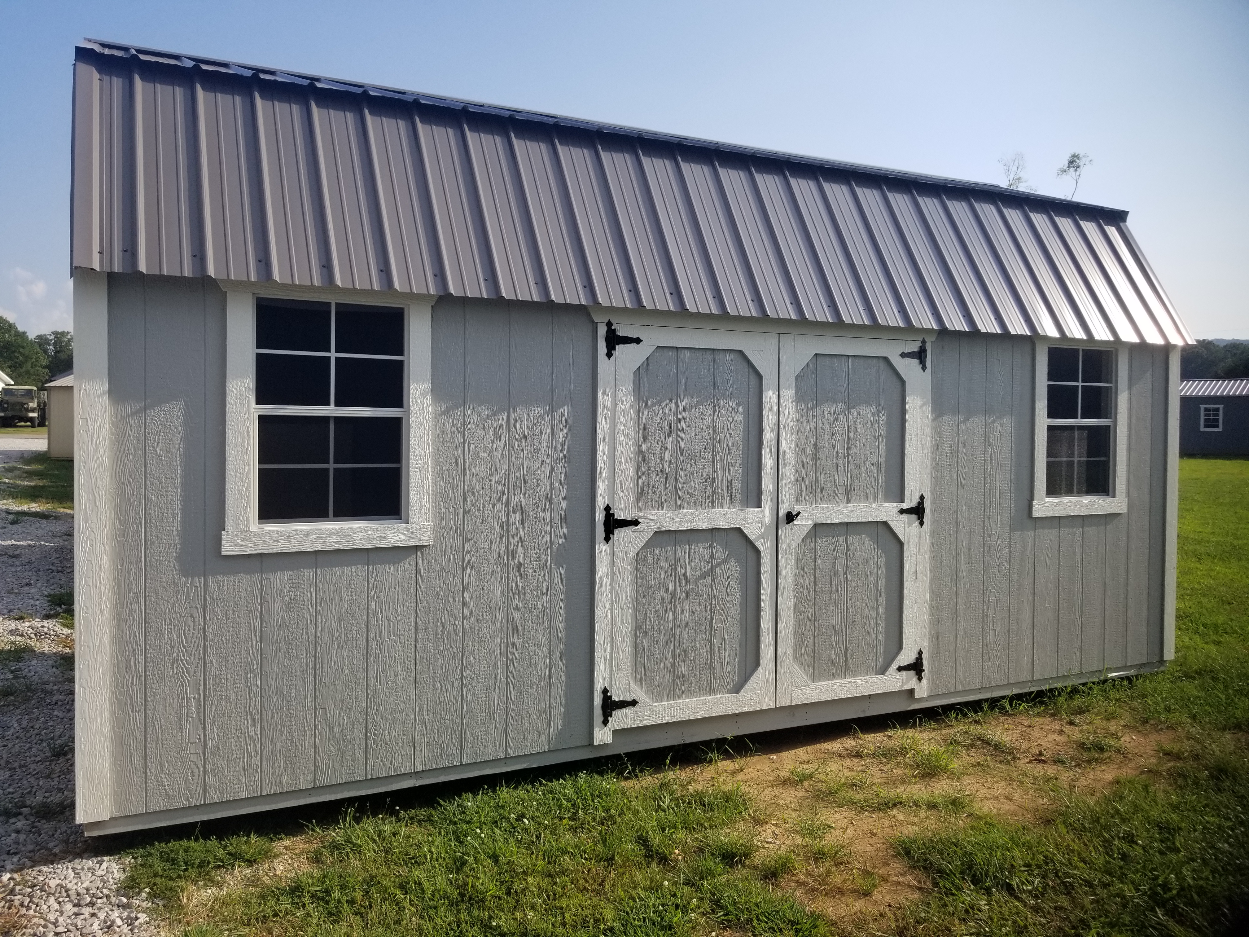 Side Lofted Barn