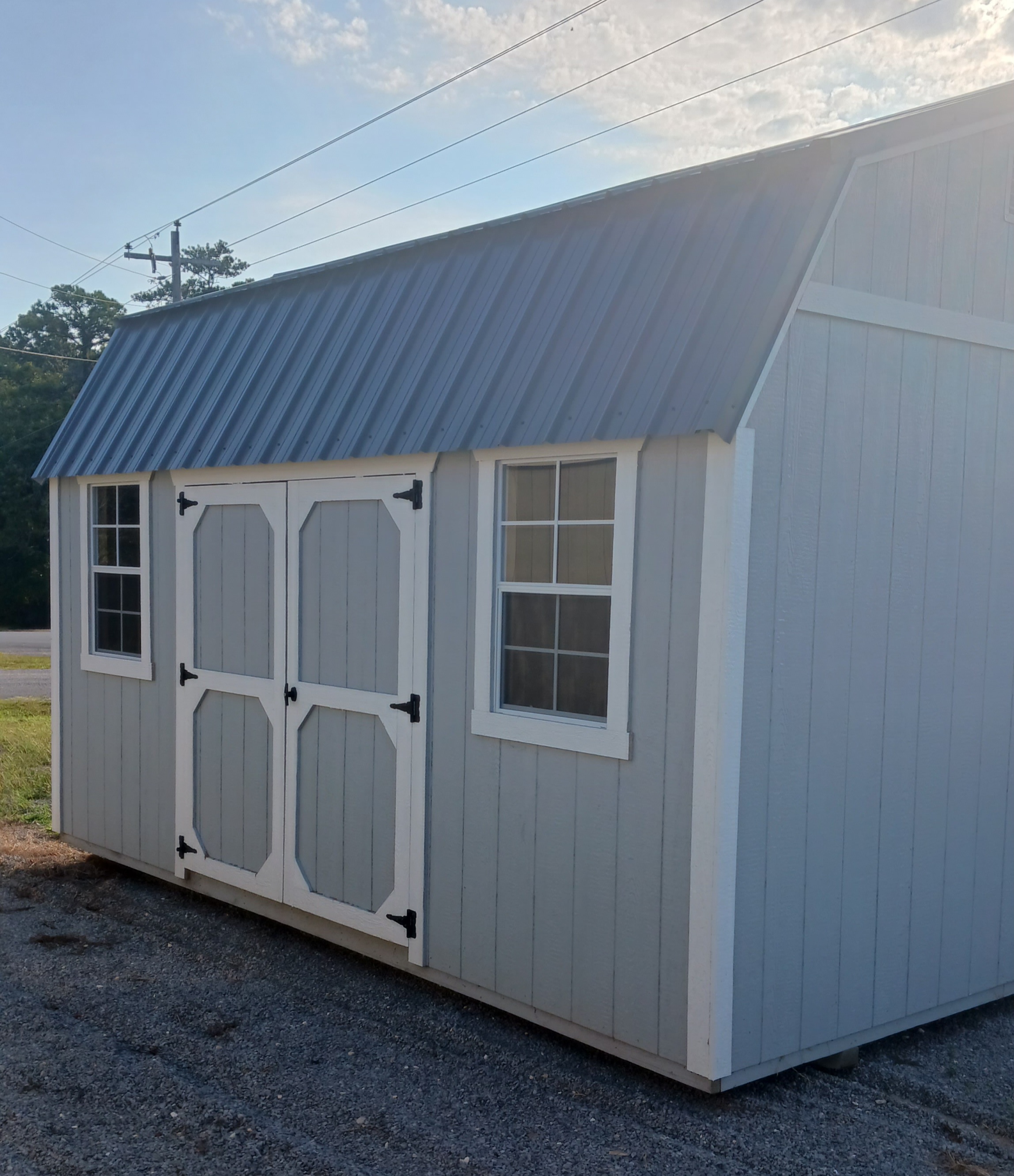 Side Lofted Barn