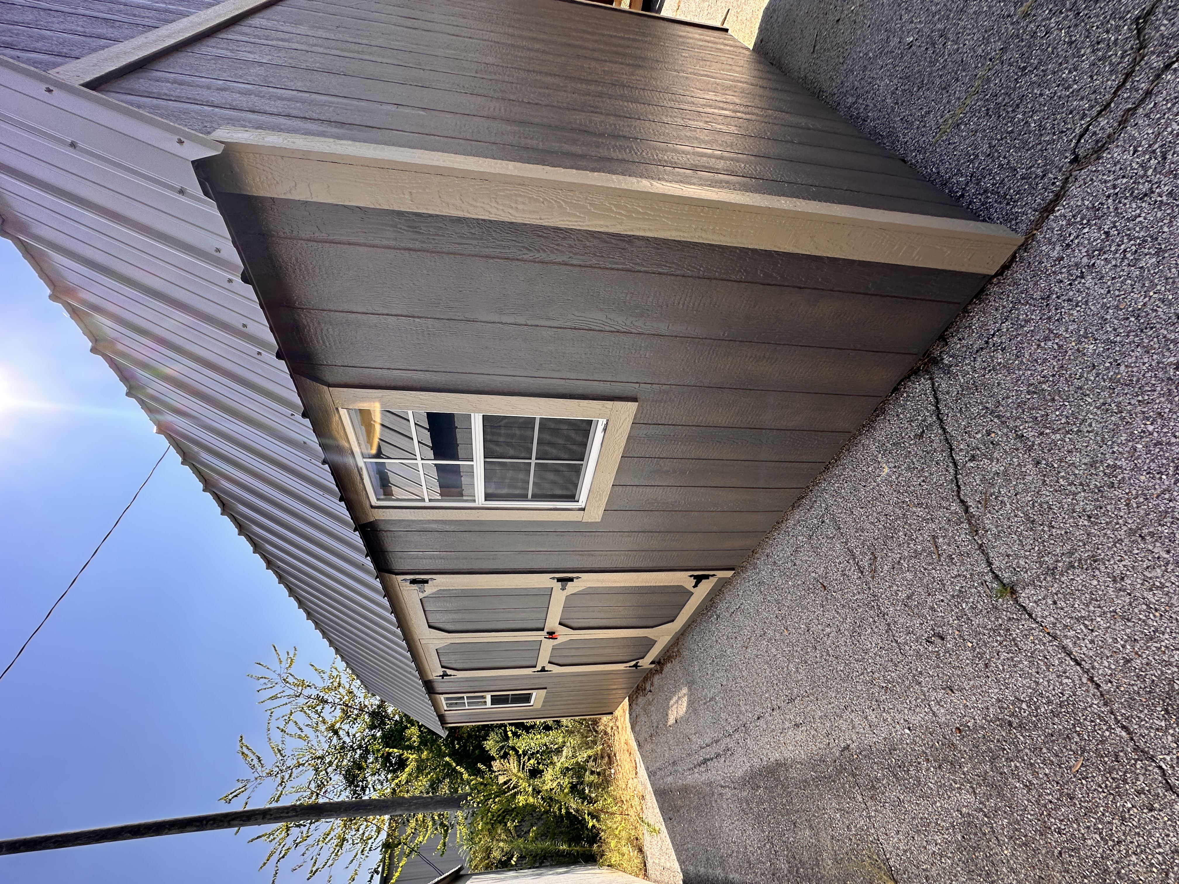 Side Lofted Barn
