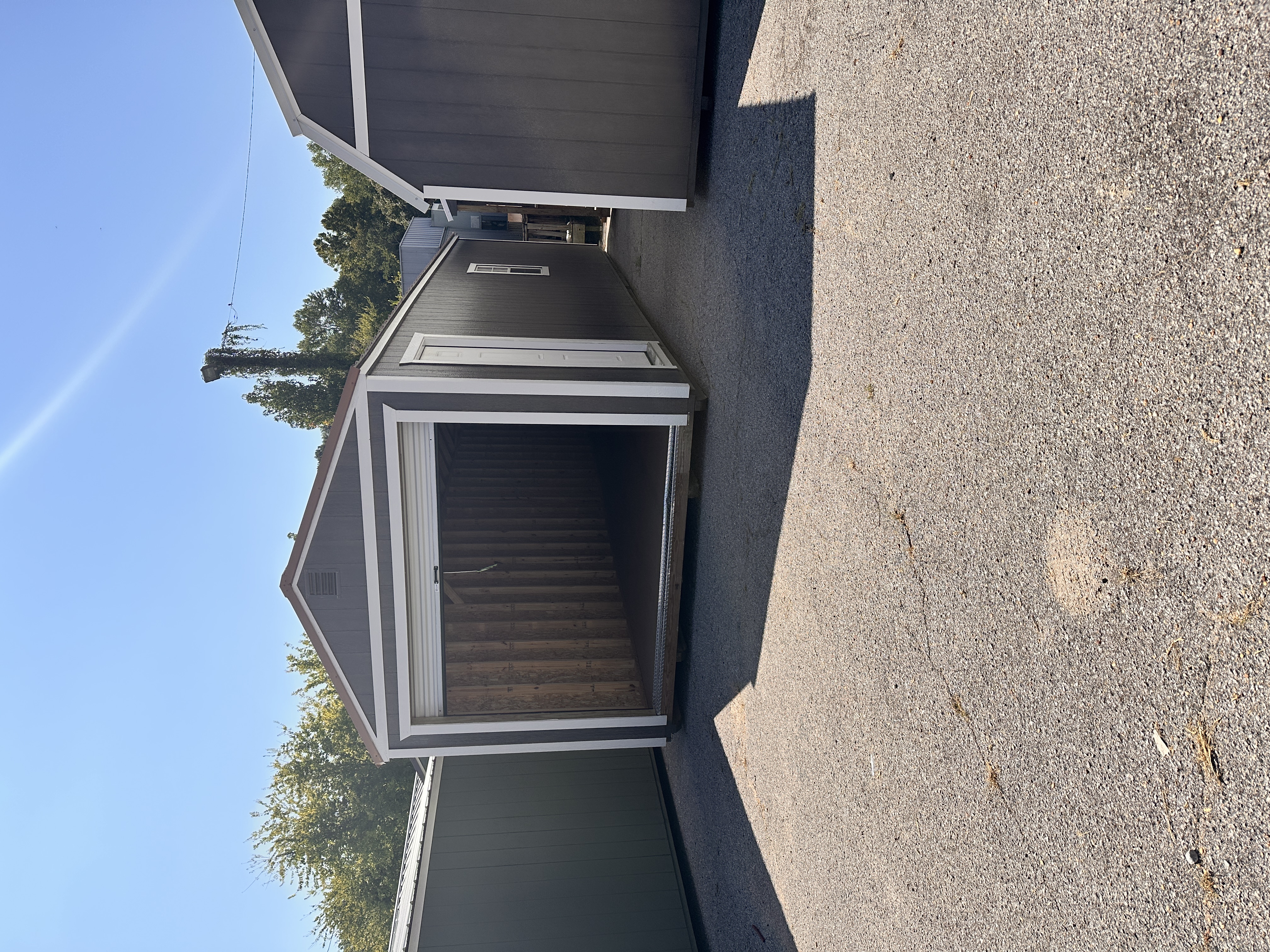 12×32 Garage