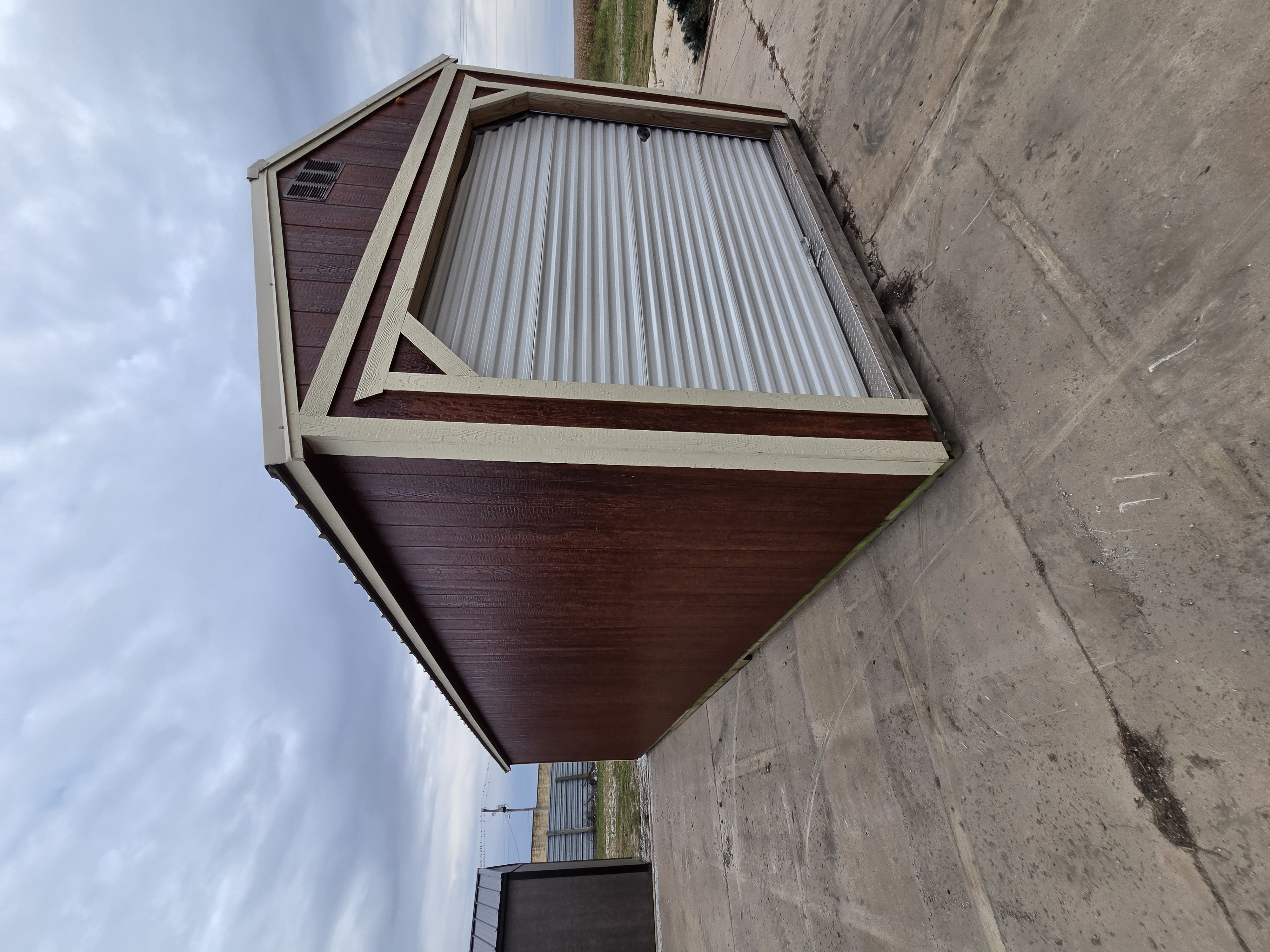 12×32 Garage in Hoopeston, IL