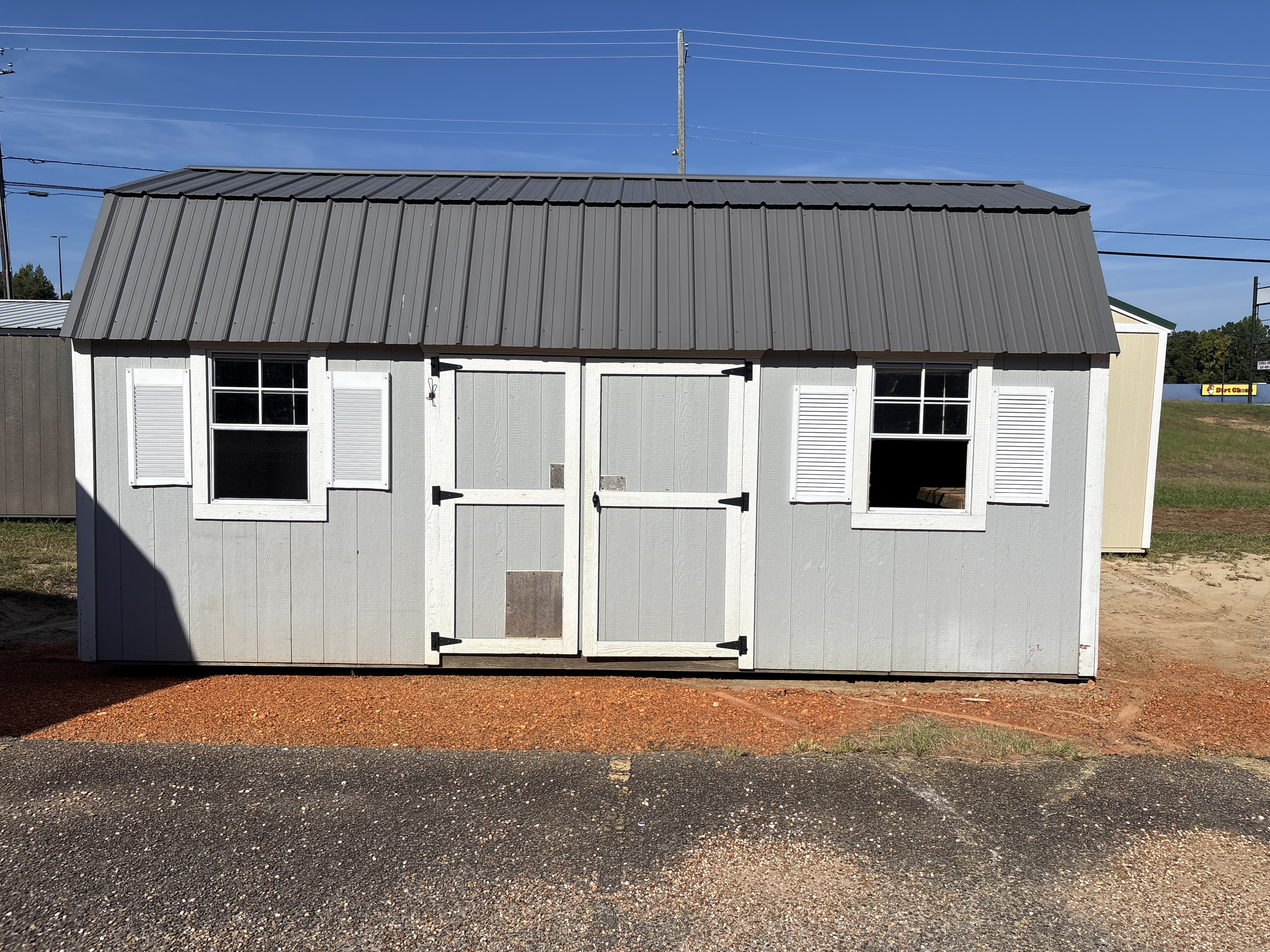 Side Lofted Barn