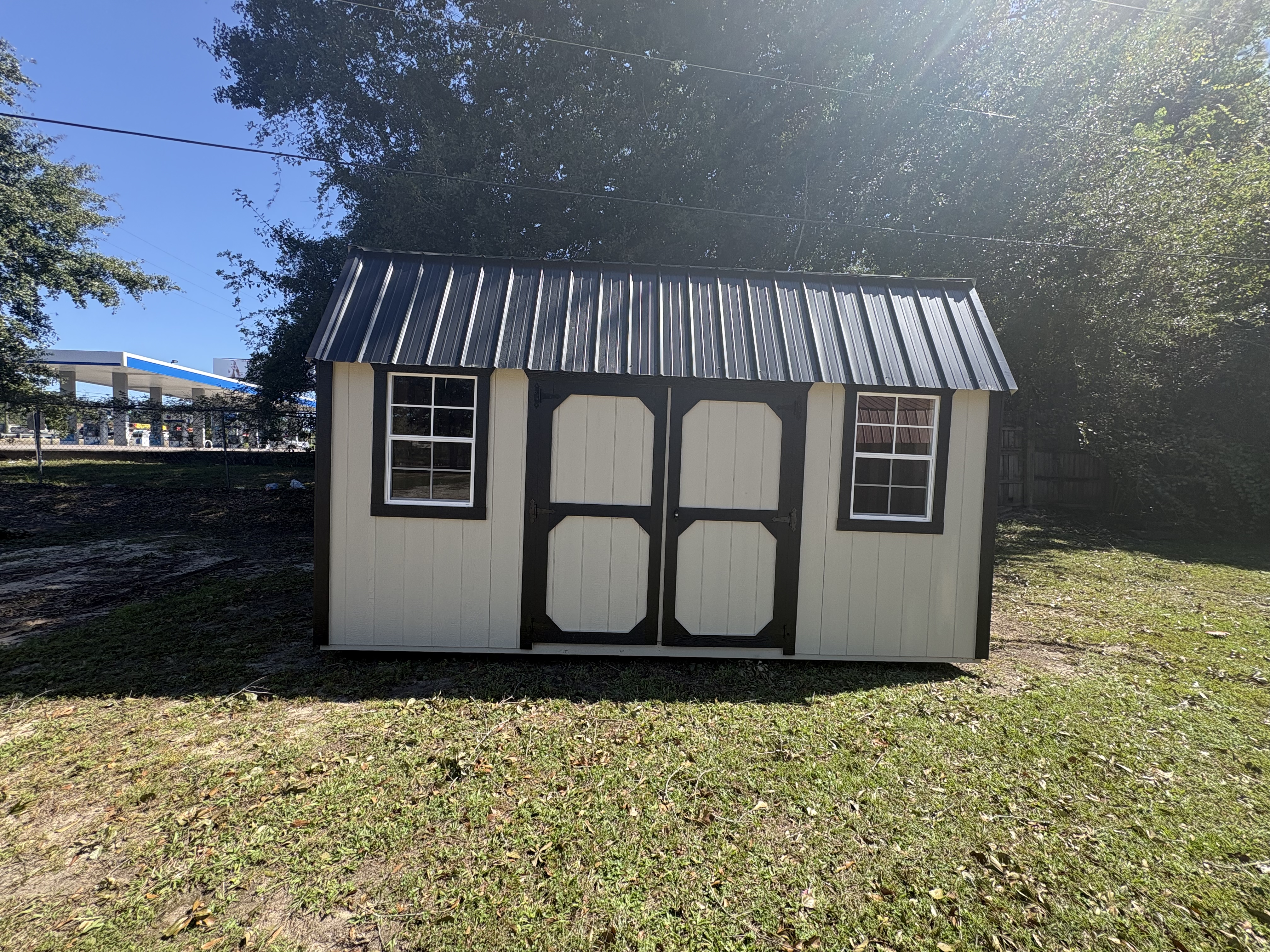 Side Lofted Barn