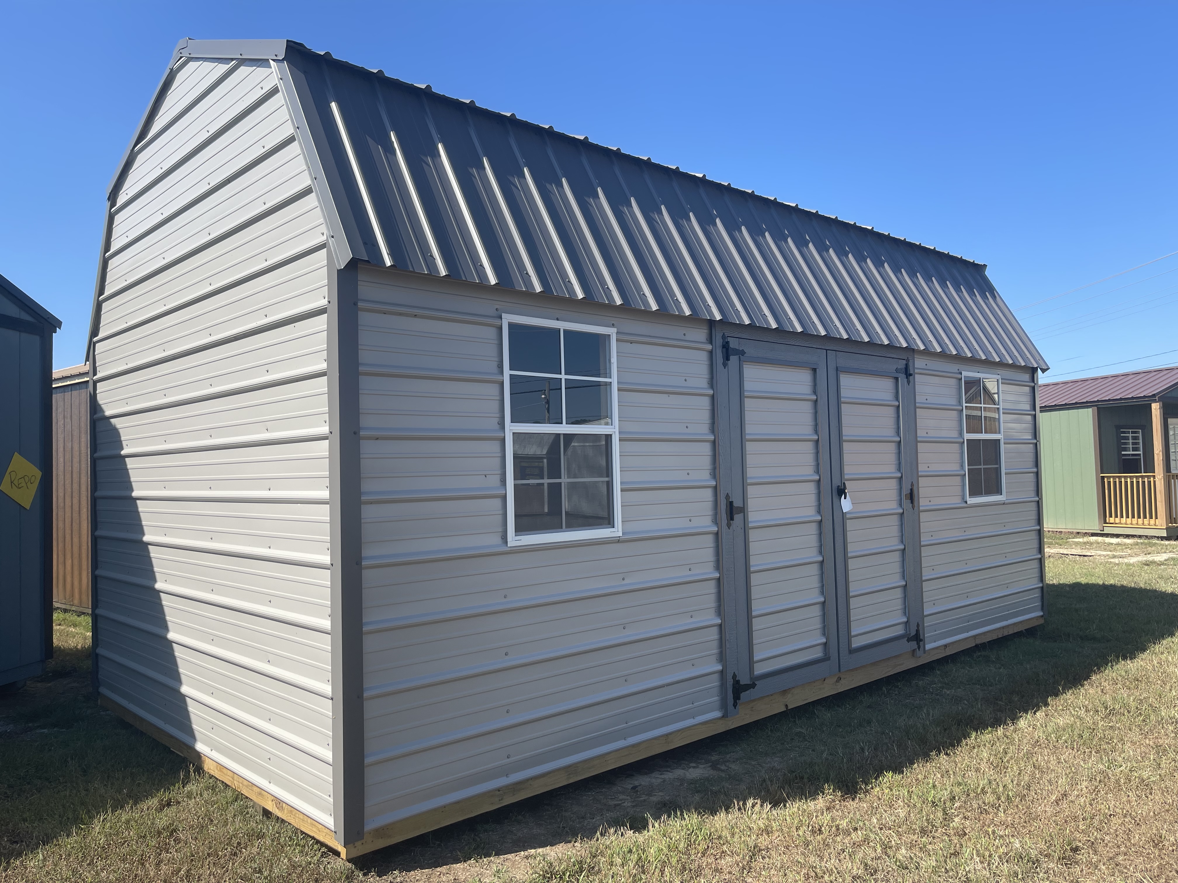 10×20 Side Lofted Barn