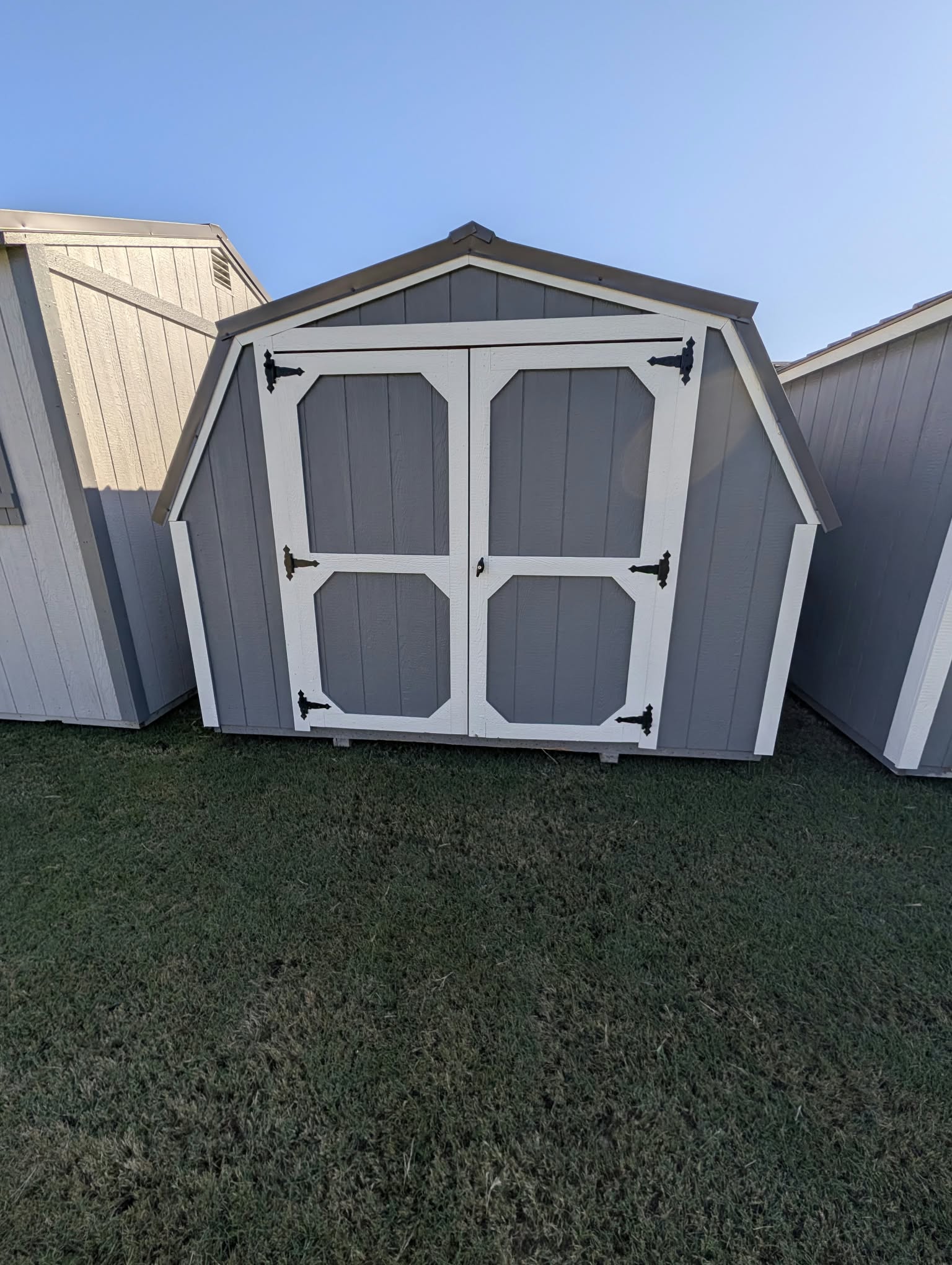 10×12 Barn in Mc Leansboro, IL