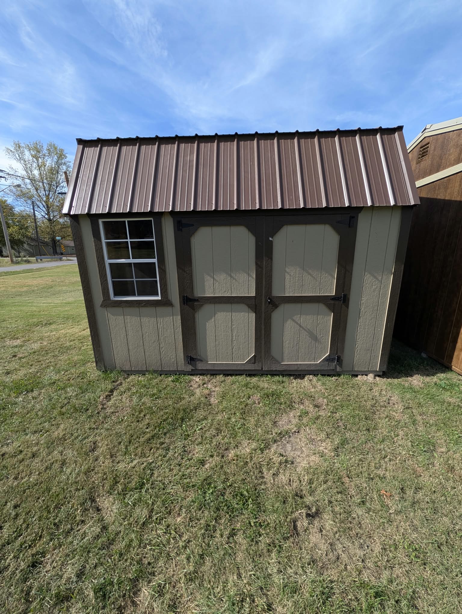 10×12 Side Lofted Barn in Mc Leansboro, IL