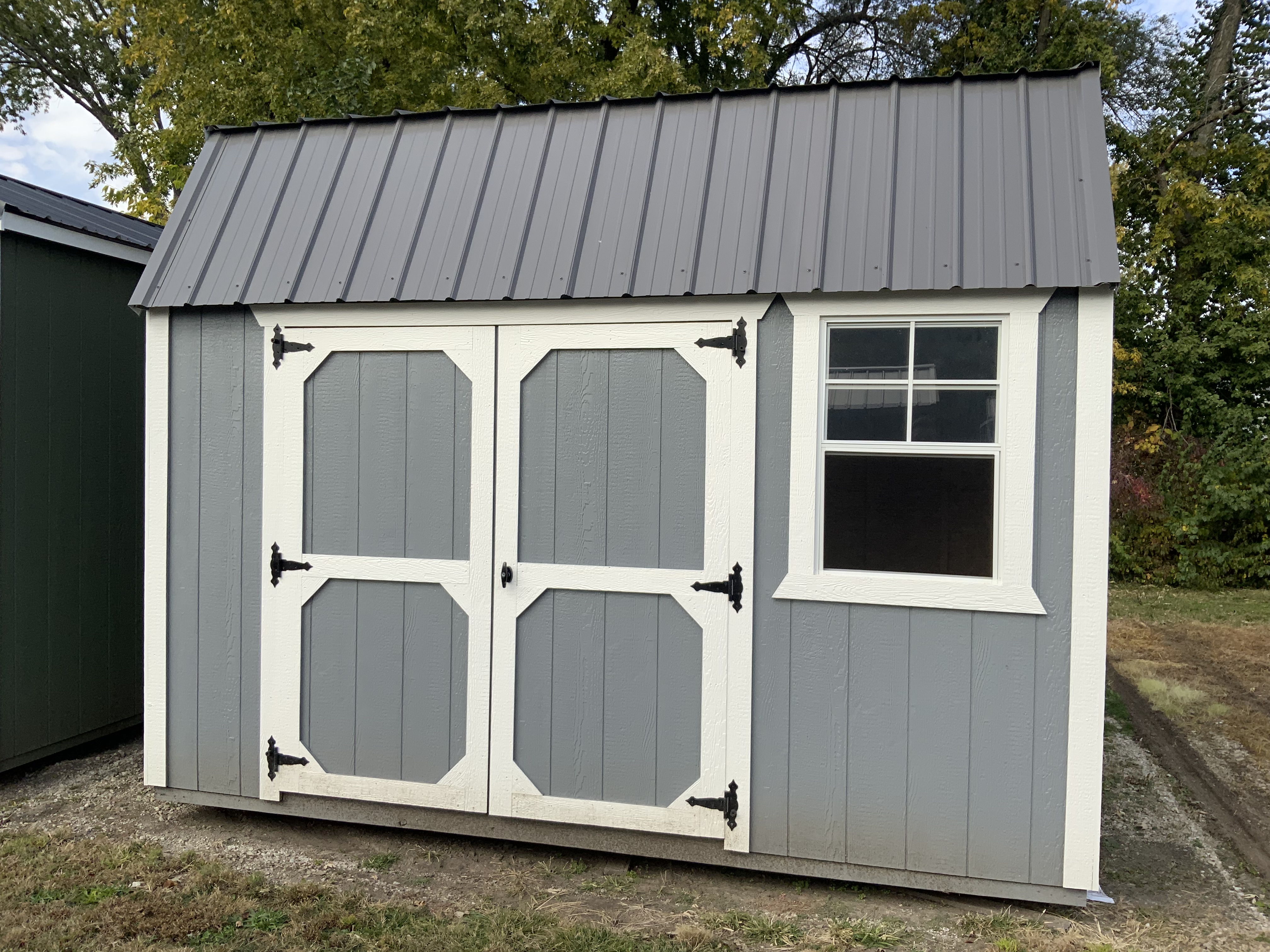 8×12 Side Lofted Barn